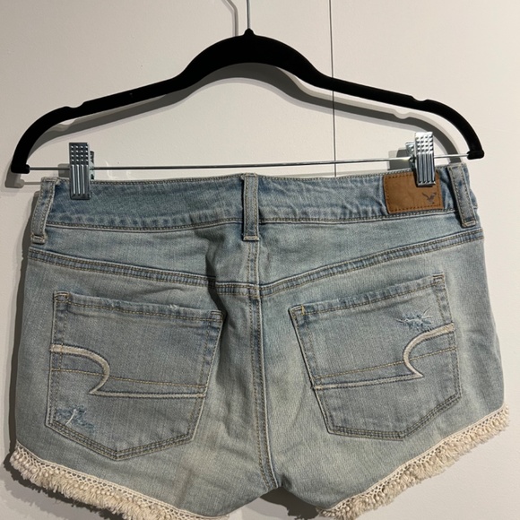 Denim Jean shorts with lace - Picture 2 of 4